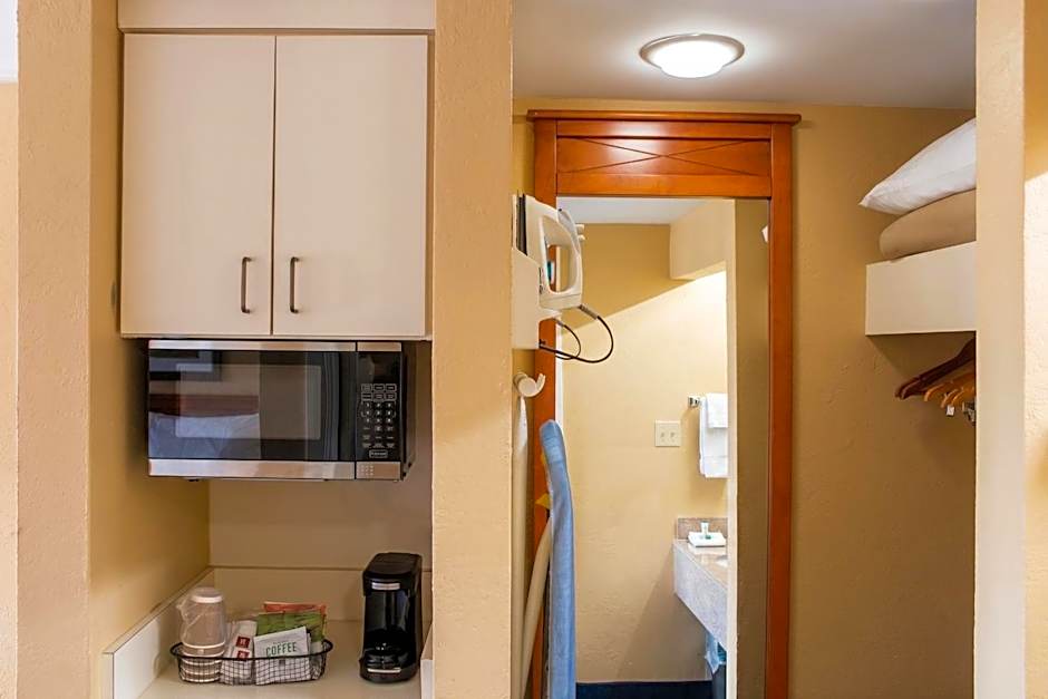 Hatteras Island Inn