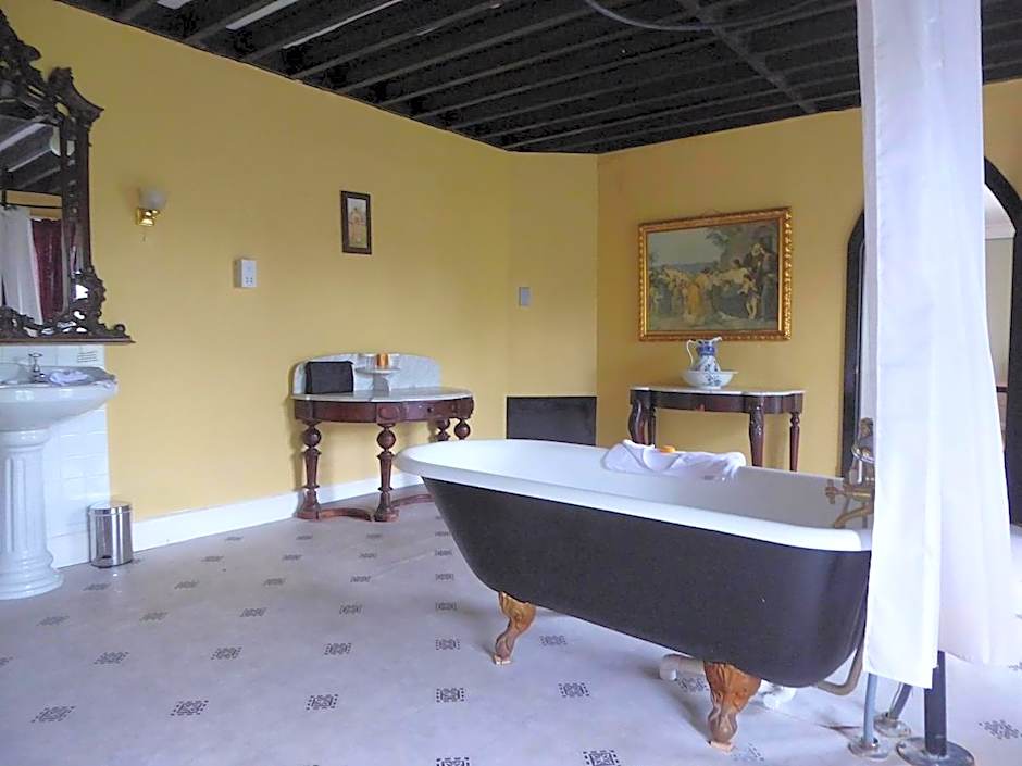 Kinnitty Castle Hotel