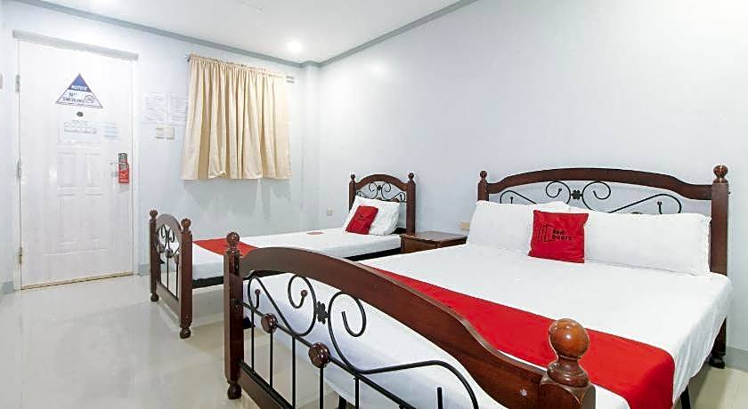 RedDoorz @ Guimod Transient House Ilocos Sur