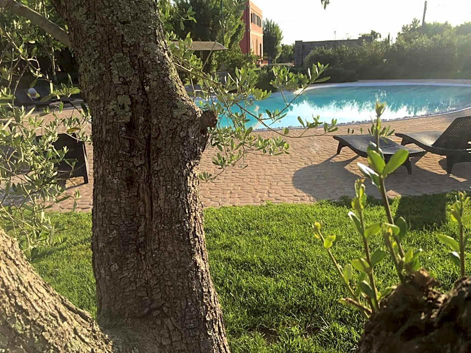 Tenuta Monaci La Murra