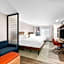 Everhome Suites Lexington - Horse Park