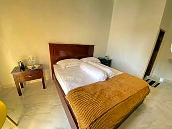 Rumah Windy Guest House Bira