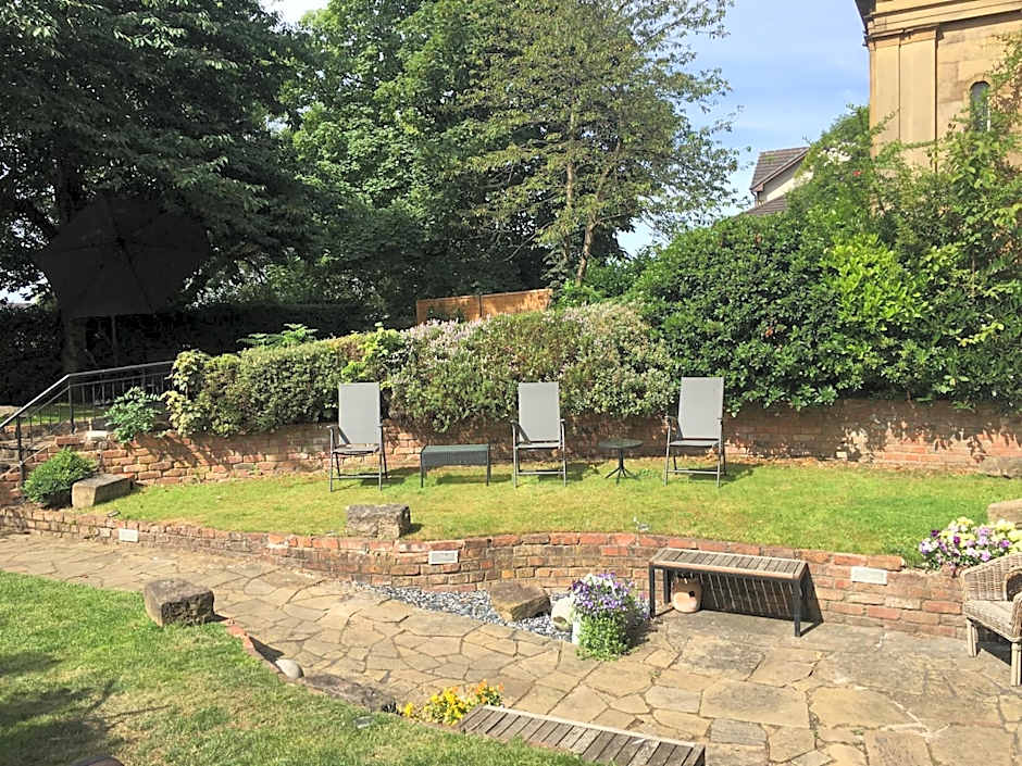 Queens Guesthouse Manchester