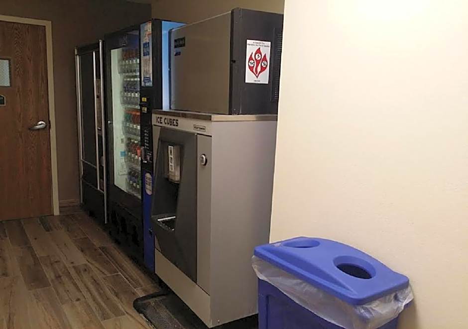 Quality Inn & Suites Schoharie near Howe Caverns