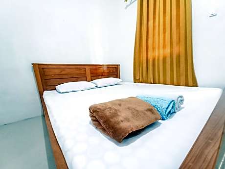 Alif House Syariah Redpartner near Taman Dayu Pandaan
