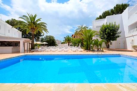 Azuline Hotel Palmanova Garden