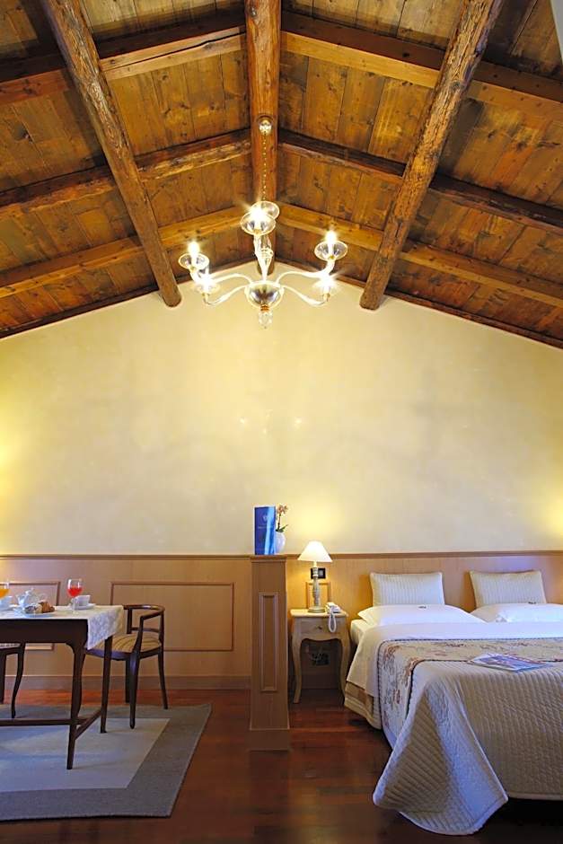 Hotel Isola Di Caprera