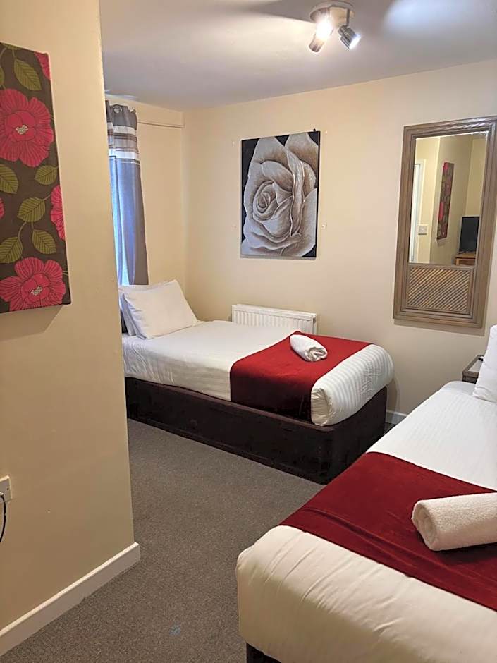 The Tudor House Hotel