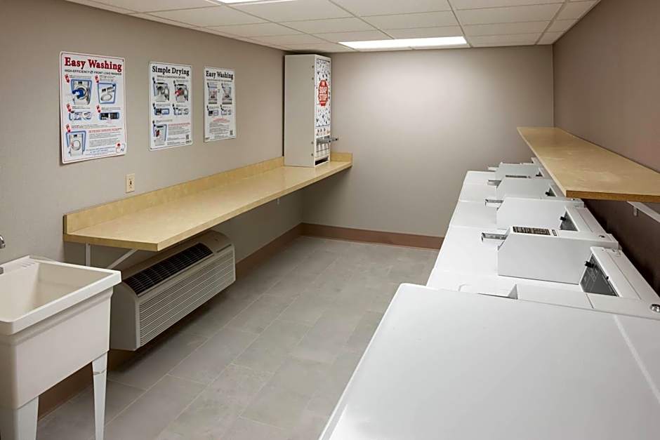 Residence Inn by Marriott Kansas City Country Club Plaza