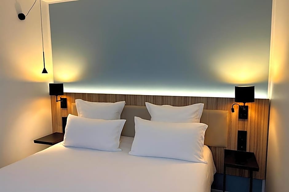 Campanile Reims Centre - Cathedrale