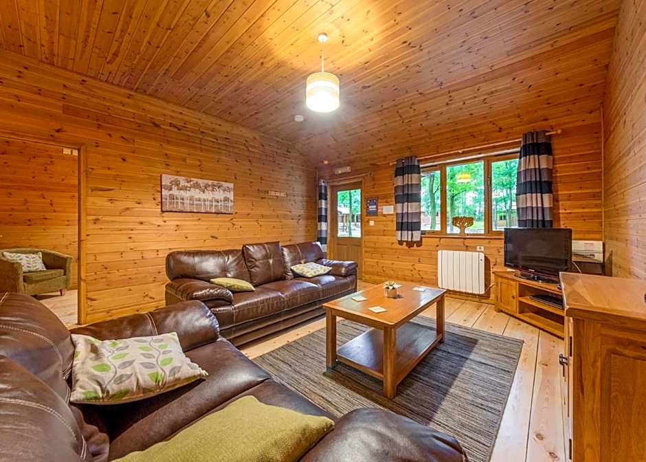Woodland Park Lodges