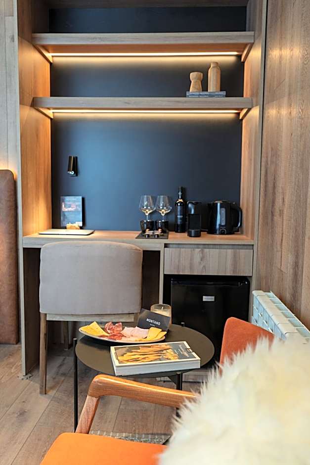 Montano Boutique Suites