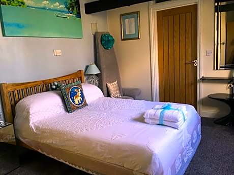 Double Room with Private Bathroom