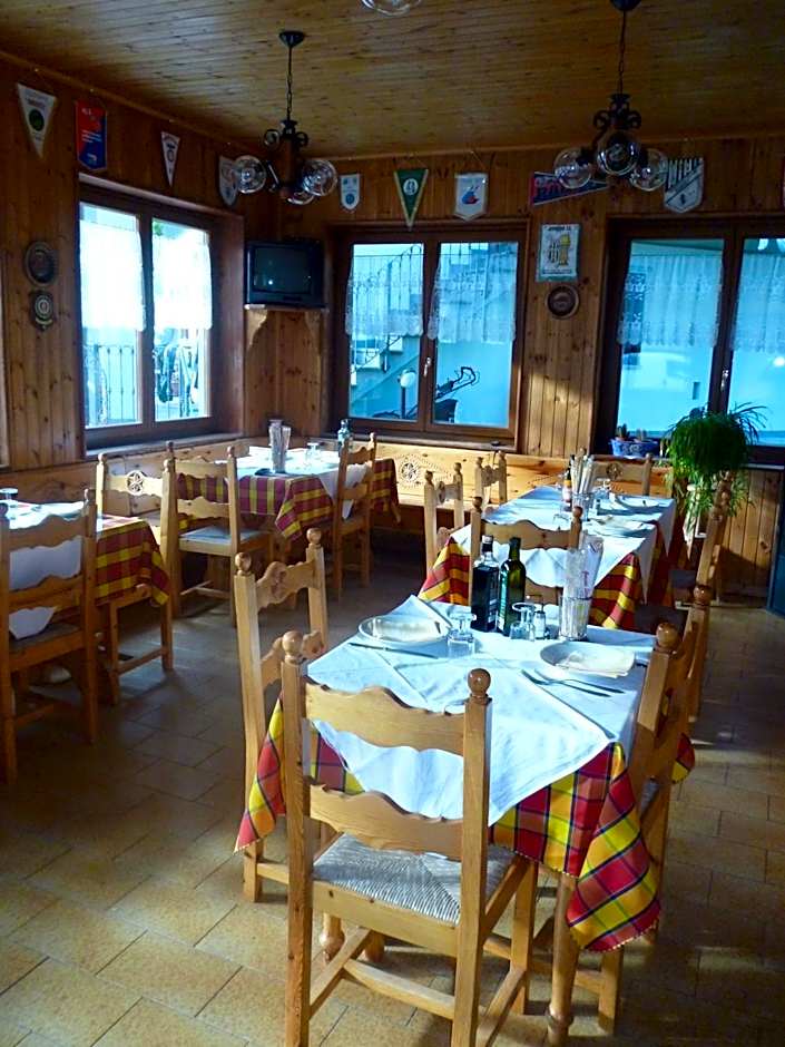 Hotel Fior di Roccia
