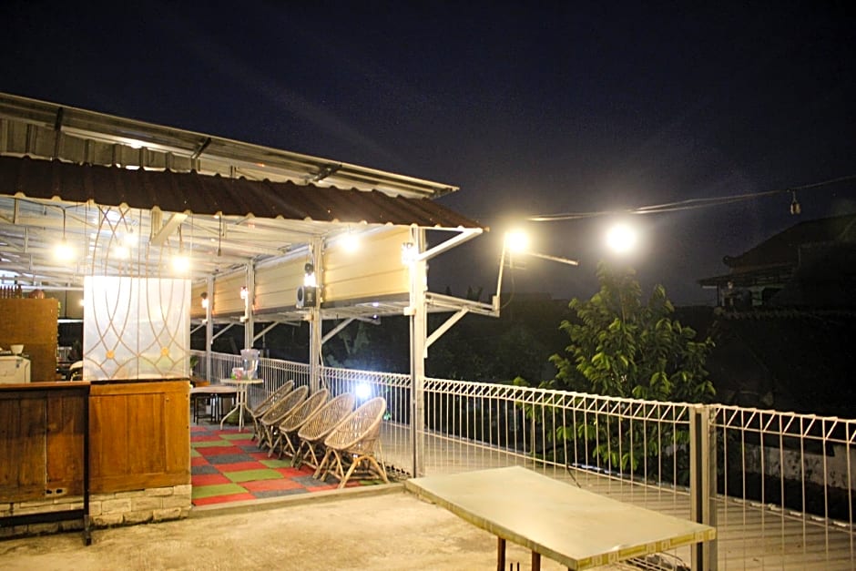 Capital O 2258 Santana Syariah Guest House