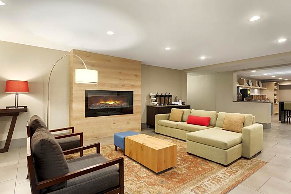 Country Inn & Suites by Radisson, Cedar Rapids Airport, IA