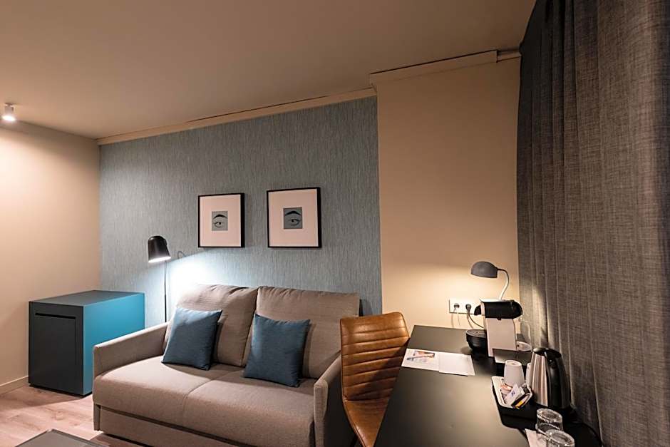 Atenea Rekord Suites