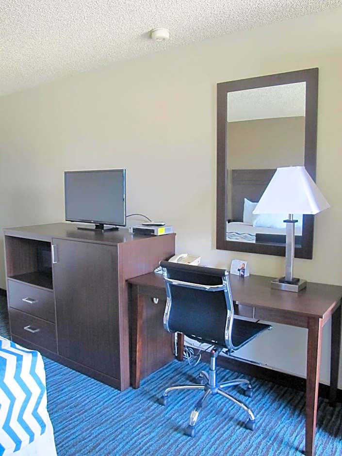 Travelodge by Wyndham Aberdeen