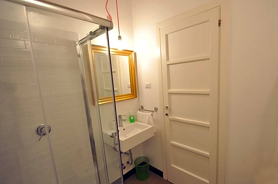Quater Lett B&B – Milan, DC