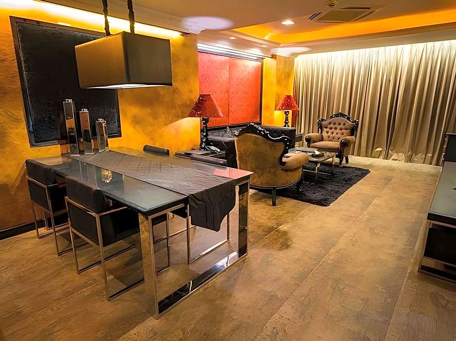 Fields Plaza Hotel by ABC