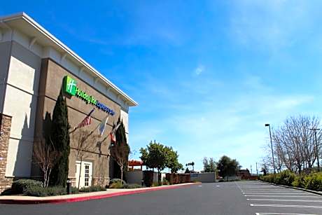Holiday Inn Express Hotel & Suites Napa Valley-American Canyon By IHG