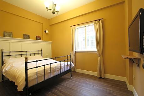 Double Room with Shared Bathroom