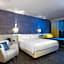 Renaissance by Marriott New York Times Square Hotel
