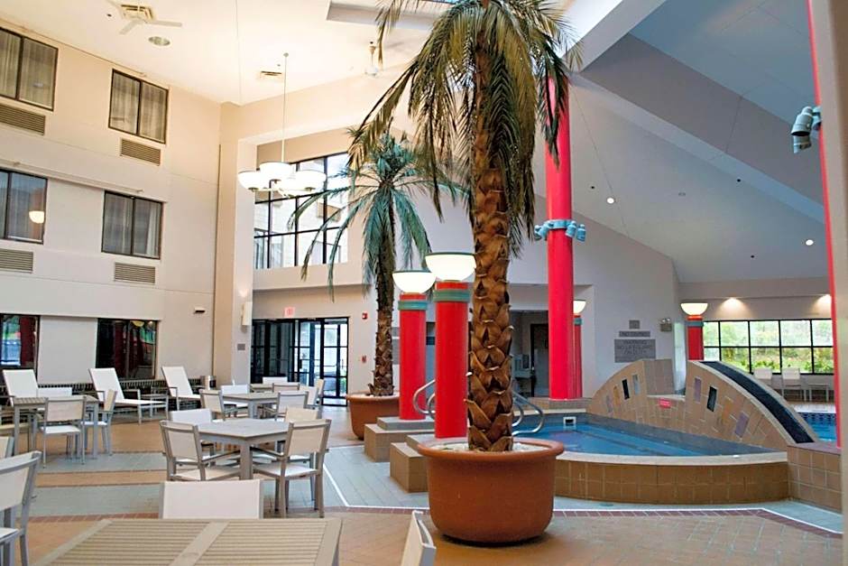 Country Inn & Suites by Radisson, Erie, PA