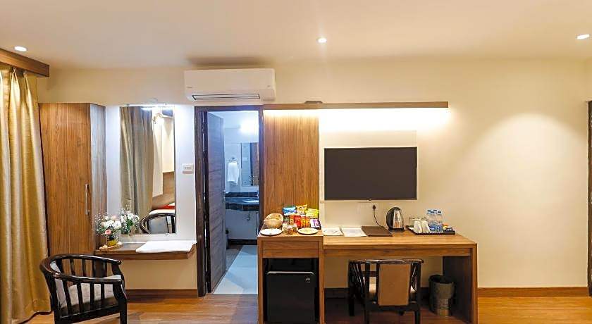 Hotel Dolphin International