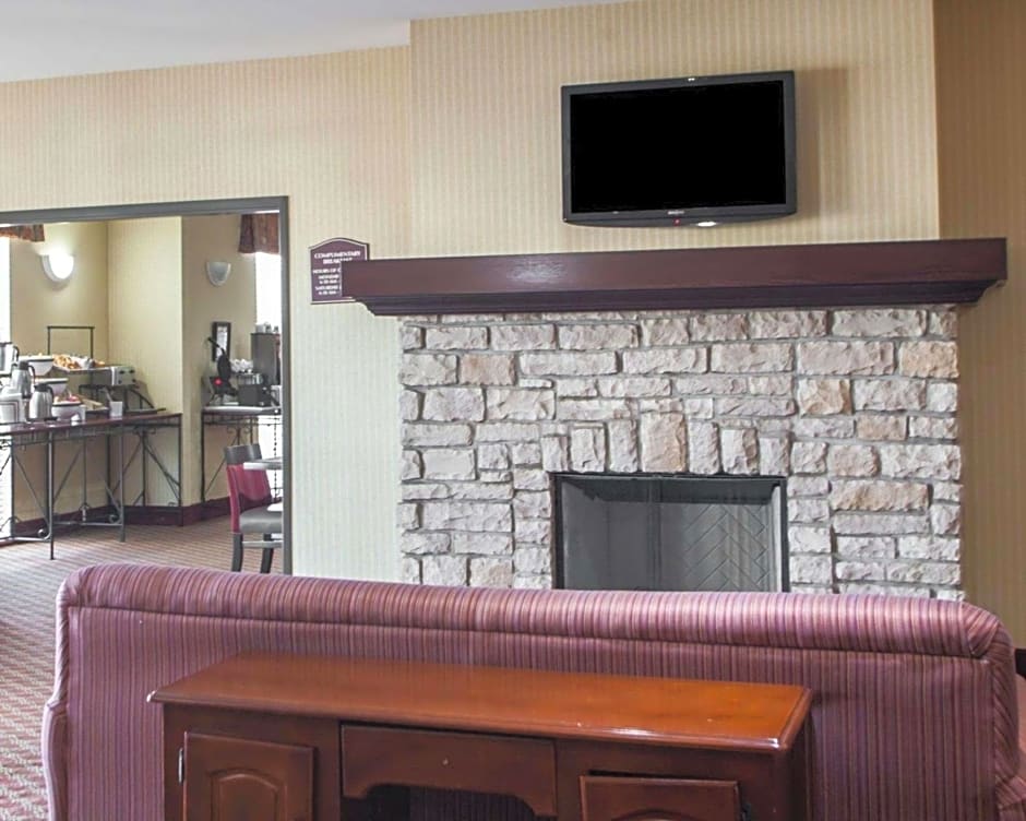Comfort Inn & Suites Harrisonville