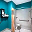 La Quinta Inn & Suites by Wyndham Knoxville East