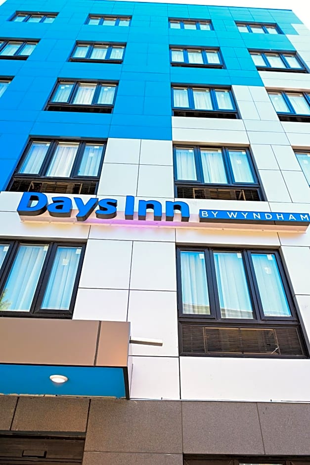 Days Inn by Wyndham Bronx Near Botanical Garden