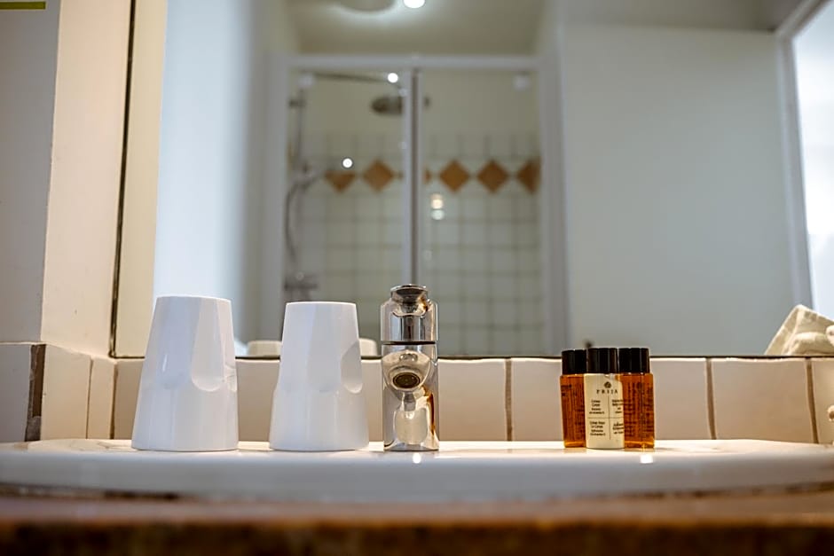 Hôtel du Bord de Mer "Le Vanillé"