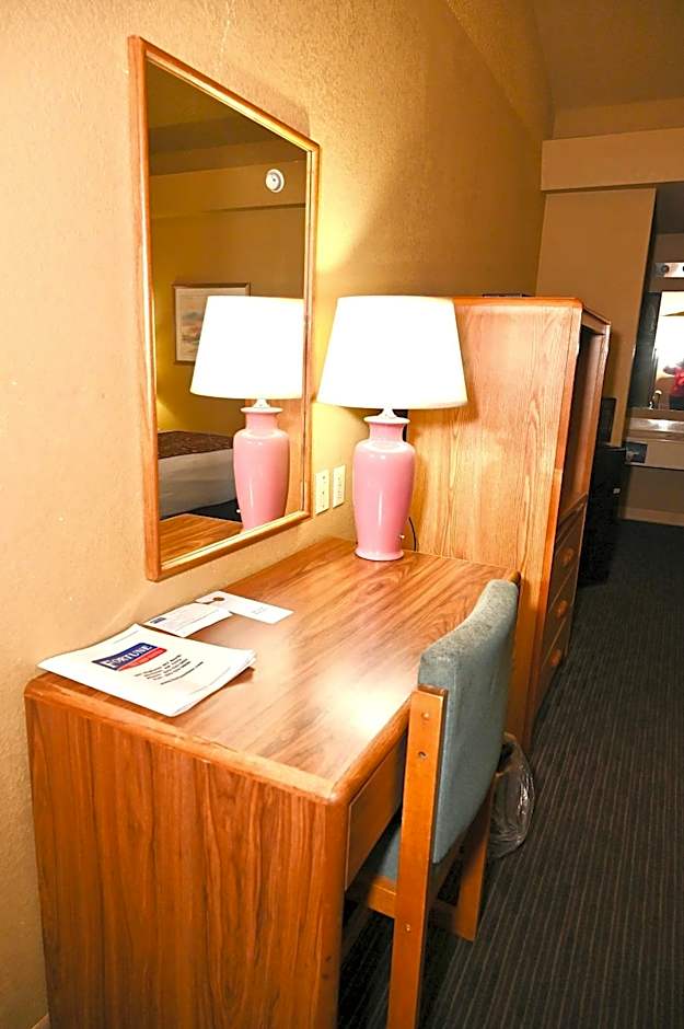 Fortune Inn & Suites