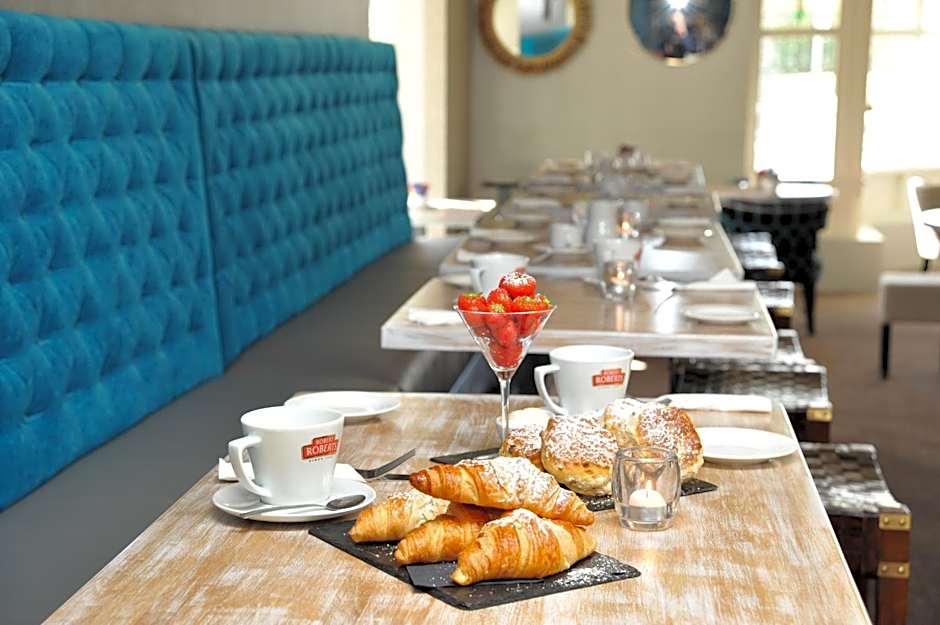 Treacys Oakwood Hotel, Shannon