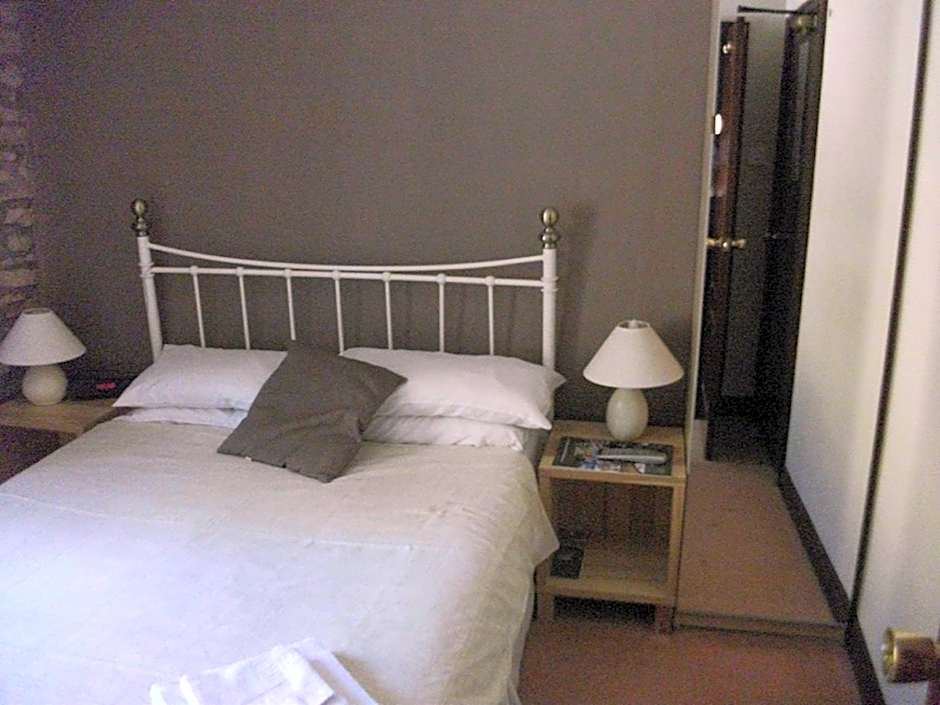 The Lantern Pike Inn