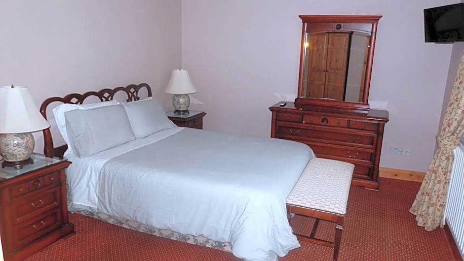 An Dooneen, The Hurley Farm B&B