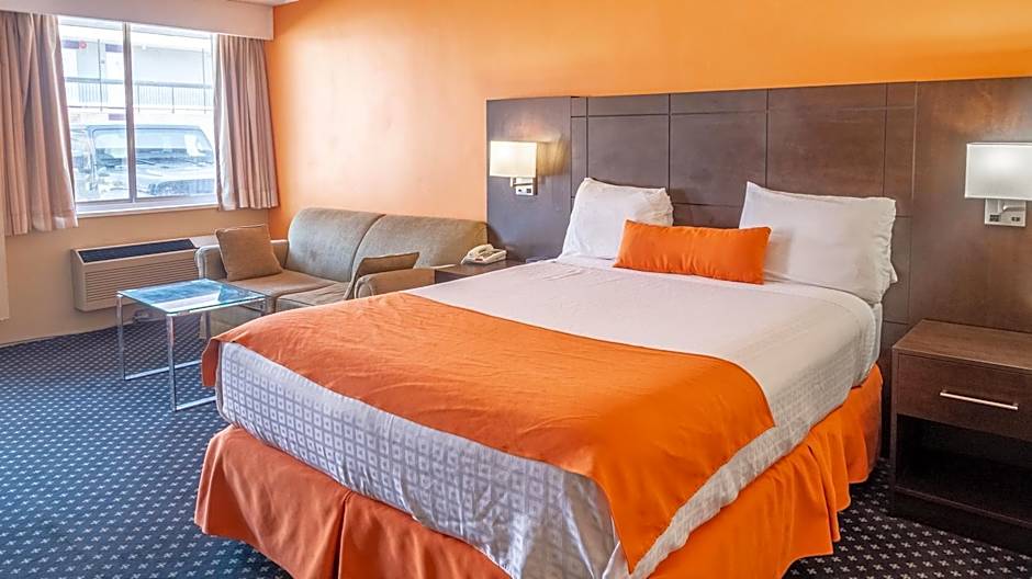 Knights Inn North Bay