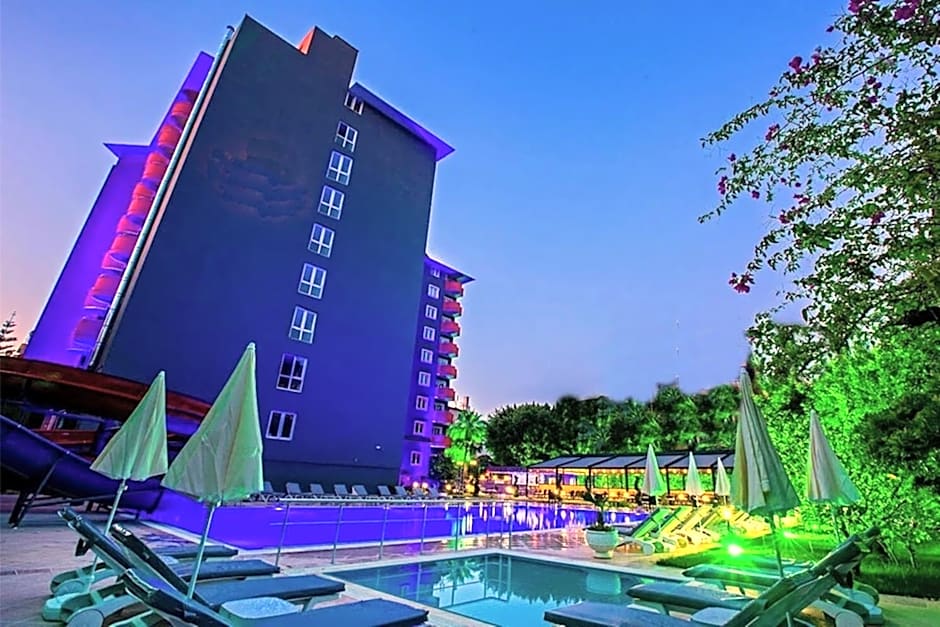 Grand Alisa Hotel (Ex. Royalisa Hotel)