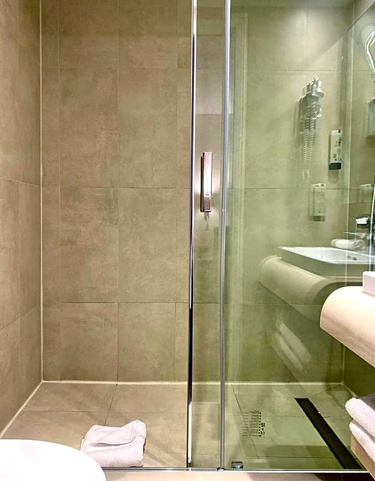 Hotel Central Saint Germain