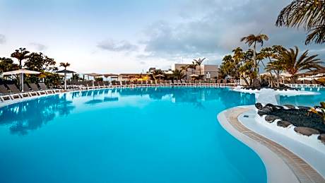 BLUESEA Alyssa Suite Hotel
