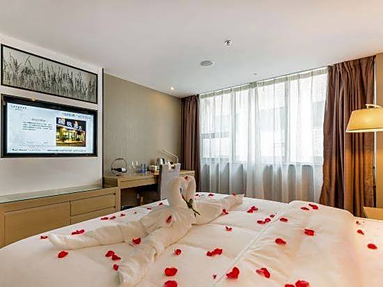 Lavande Hotel Shenyang Railway Station Zhongshan Plaza