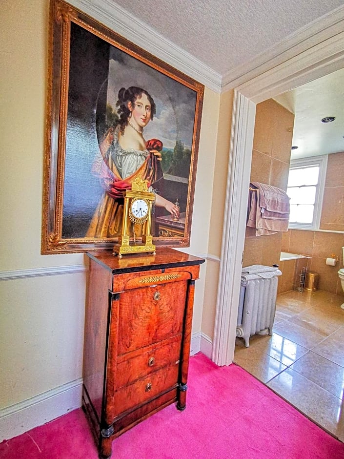 Cedar House Boutique B&B