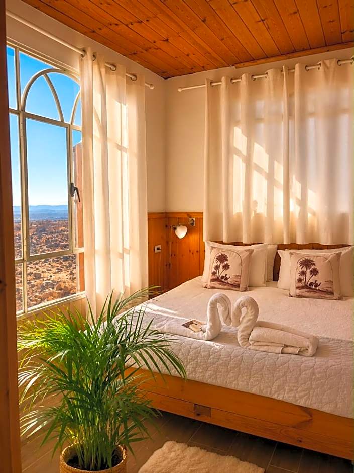 Tobiana Desert Lodging Negev