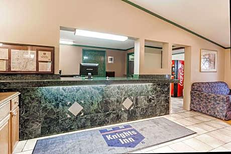 Knights Inn Detroit Area/Farmington Hills