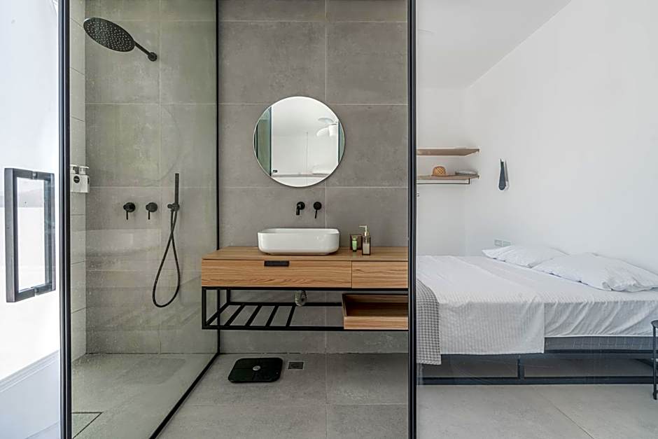 Danielle boutique suite