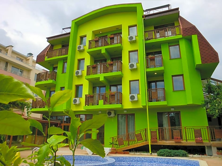 Green Hisar Hotel Family