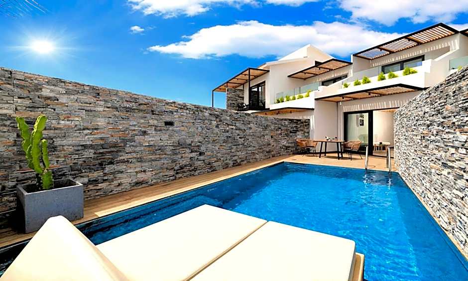 Aelia Suites