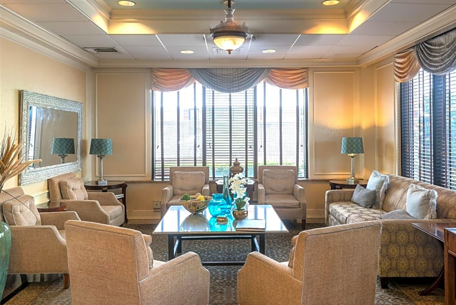 Five Towns Inn - JFK Airport
