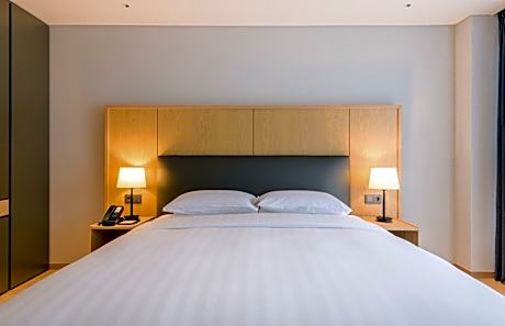 Superior Double Room (Annex Building)